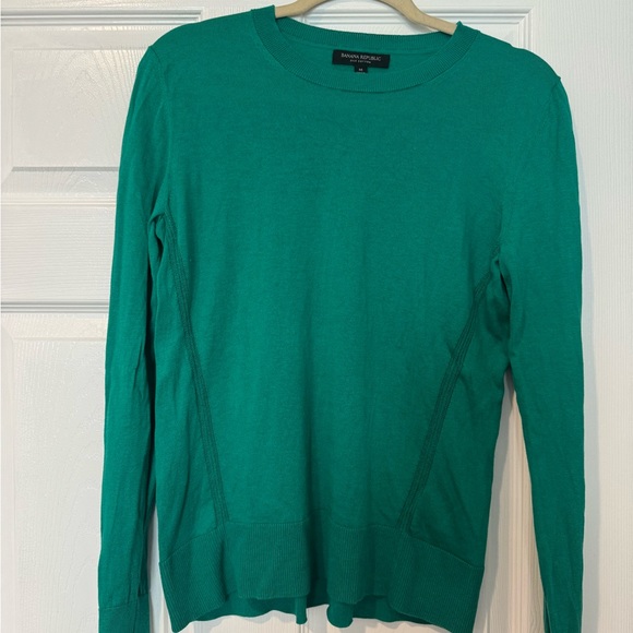 Banana Republic light sweater - Picture 1 of 1